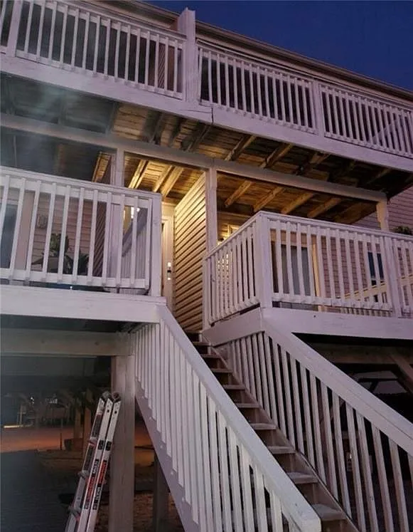 2 bed, 900 sqft, $1,750 — Photo 2