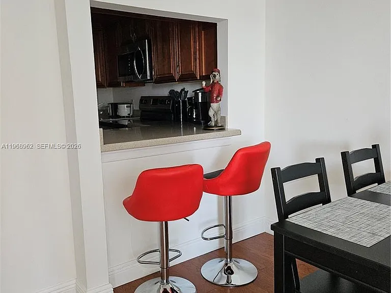 9441 Live Oak Pl #407 — Photo 7
