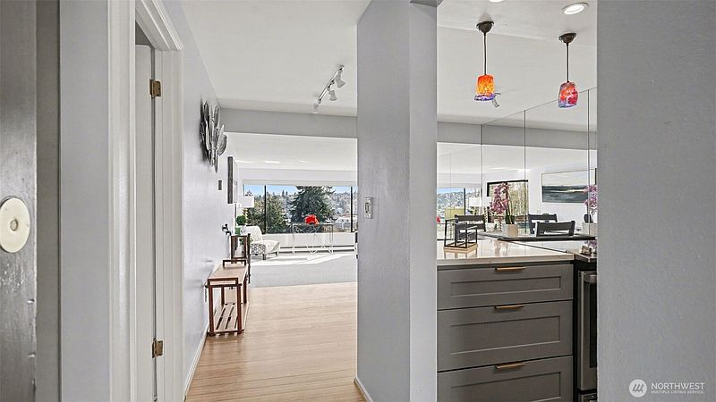 5th image of 3601 24th Avenue W #306