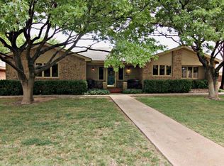 8607 Vicksburg Ave, Lubbock, TX 79424