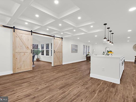 4th image of 8209 Old Hagerstown Rd