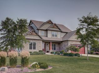 N53W17582 Ridgeline Trl, Menomonee falls, WI 53051