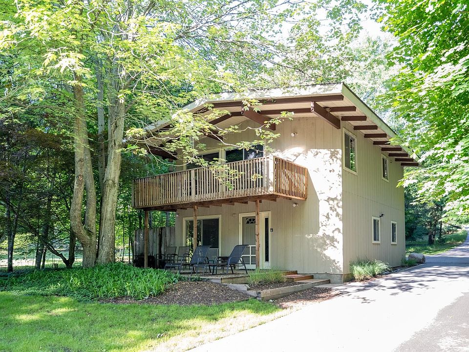 5875 Lakeshore Dr N, Holland, MI 49424 | Zillow