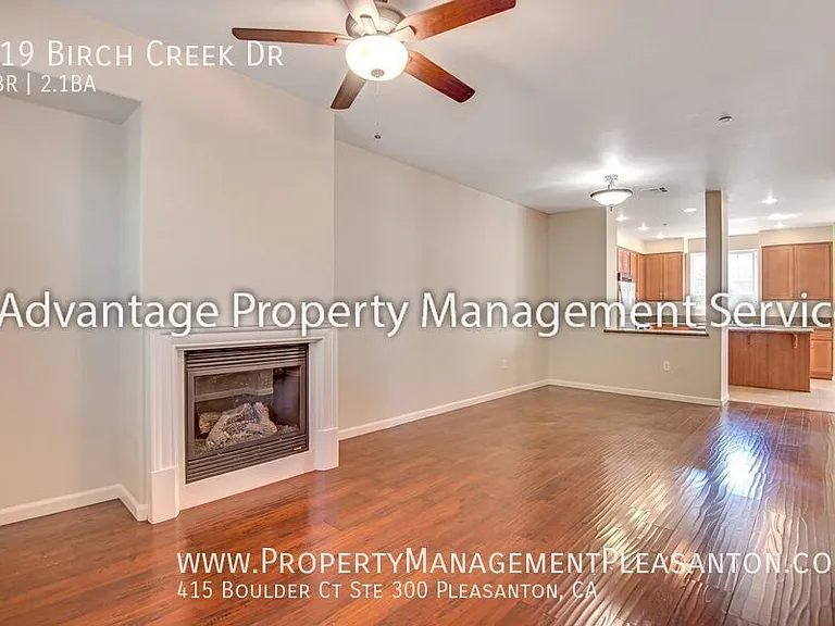 219 Birch Creek Dr — Photo 3