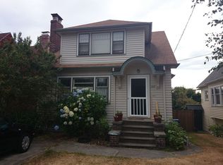 3437 41st Ave SW, Seattle, WA 98116