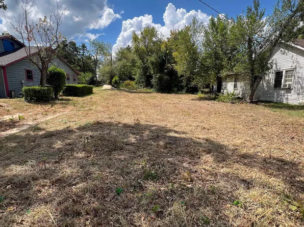 1918 W Jackson St, Tyler, TX 75701