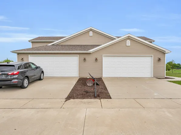 3307-3309 Boulder Ridge Dr, Champaign, IL 61822