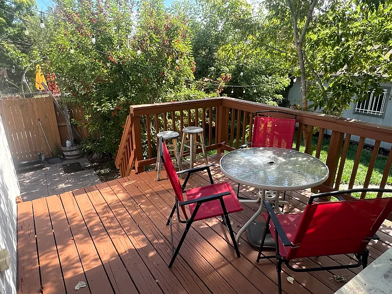 2637 N Garfield St — Photo 22