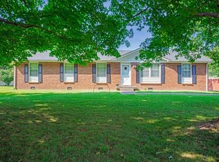 251 E Old Trenton Rd, Clarksville, TN 37043