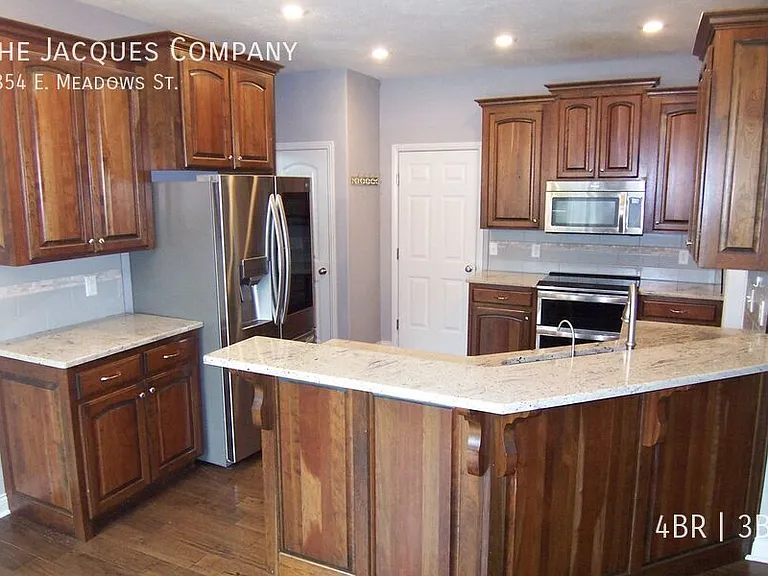 2854 W Meadows Dr — Photo 6