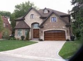 6922 N Kolmar Ave, Lincolnwood, IL