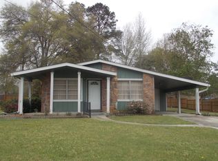 204 Woodland Dr, Hartford, AL 36344