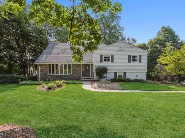 35 Grand Blvd, Emerson Boro, NJ 07630