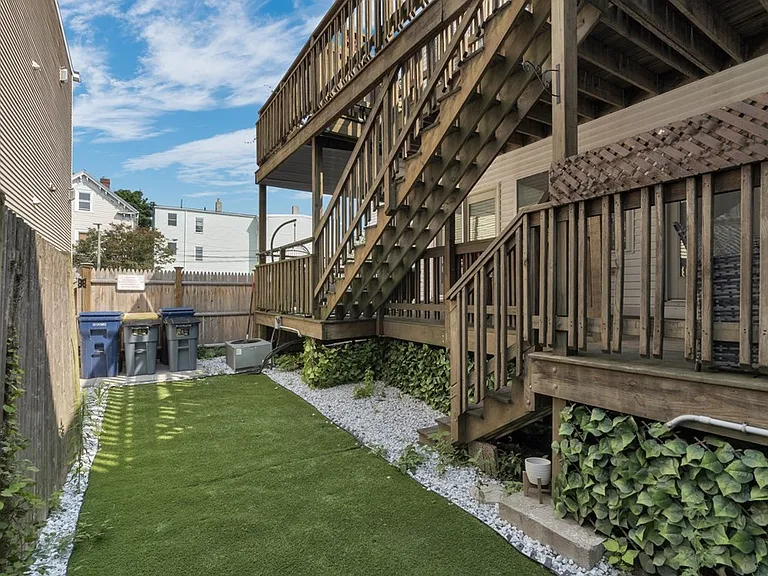 53 Woodward St #1 — Photo 15