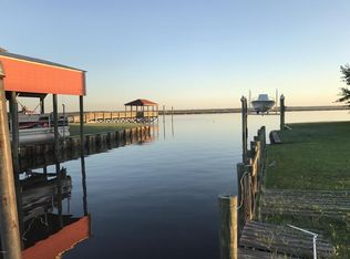 104 Fiber St, Bay Saint Louis, MS 39520