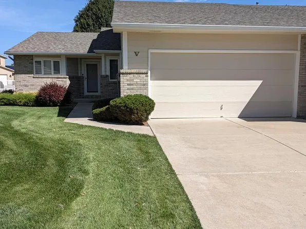 5100 Manor Ridge Dr Unit V, Pueblo, CO 81005