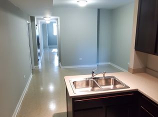 6853 S Ridgeland Ave #101, Chicago, IL 60649
