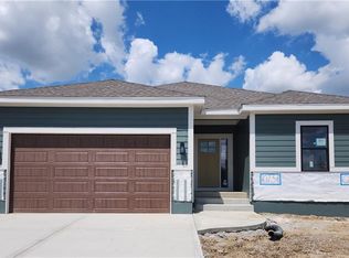 10734 N Bell St, Kansas City, MO 64155