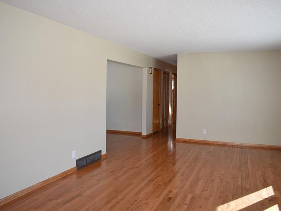 4th image of 1310 W Richway Dr