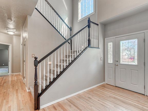 4th image of 4259 N Waterloo Ave