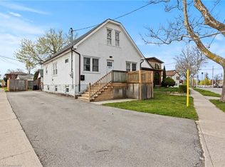 362 Carlton St, Saint Catharines, ON L2M 4W5