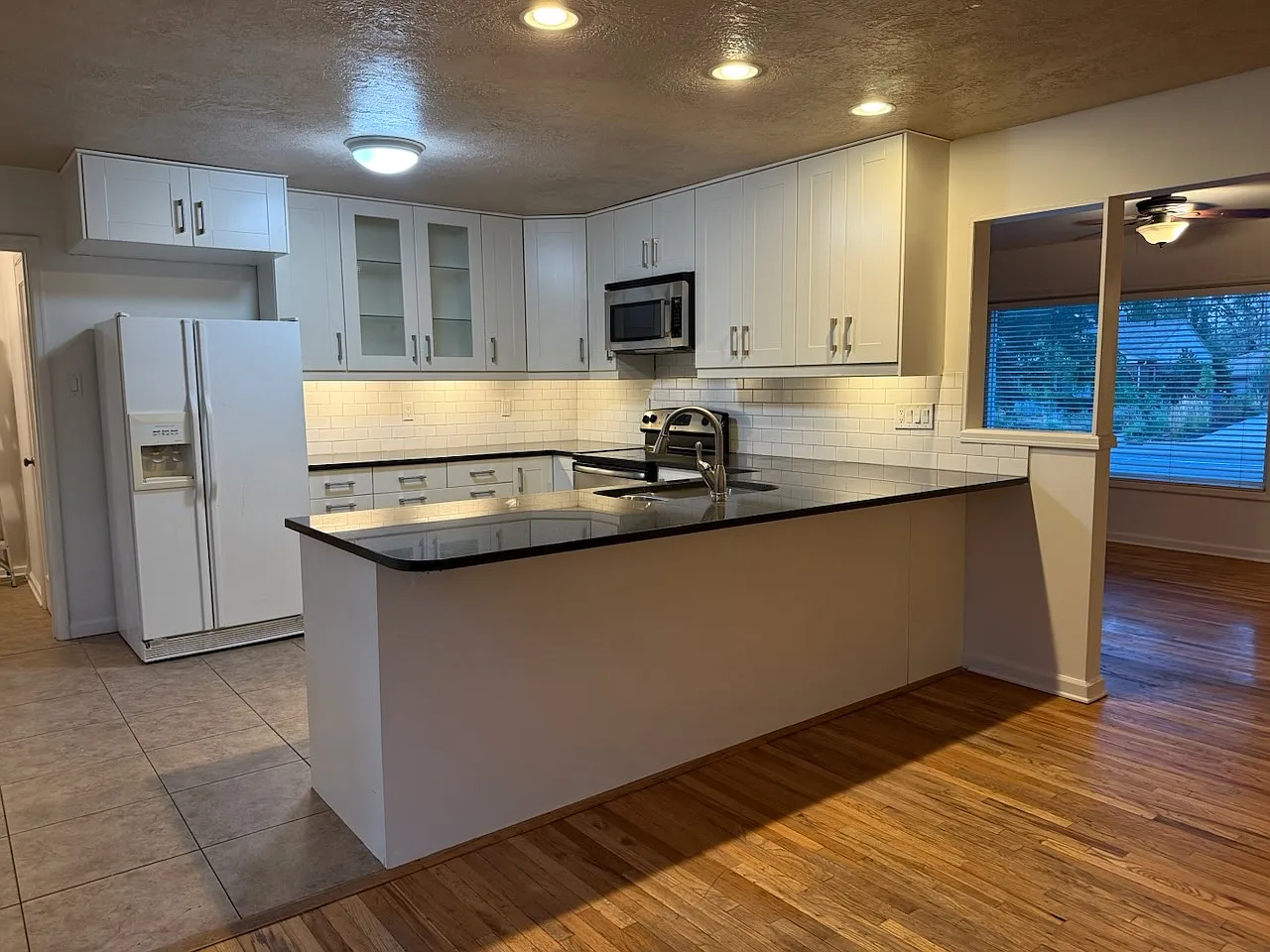 2998 E Louise Ave — Photo 1