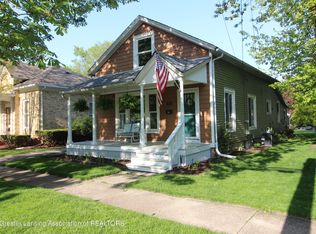 708 N Clinton Ave, Saint Johns, MI 48879