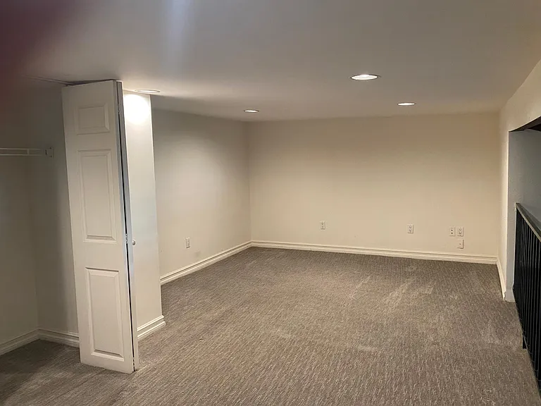 6351 Riverside Dr #20 — Photo 11