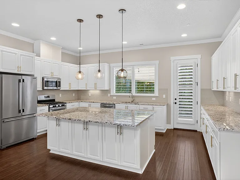 12356 SW Athens Ln — Photo 10