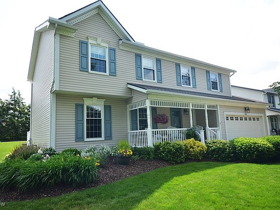 3rd image of 1155 Grovewood Dr