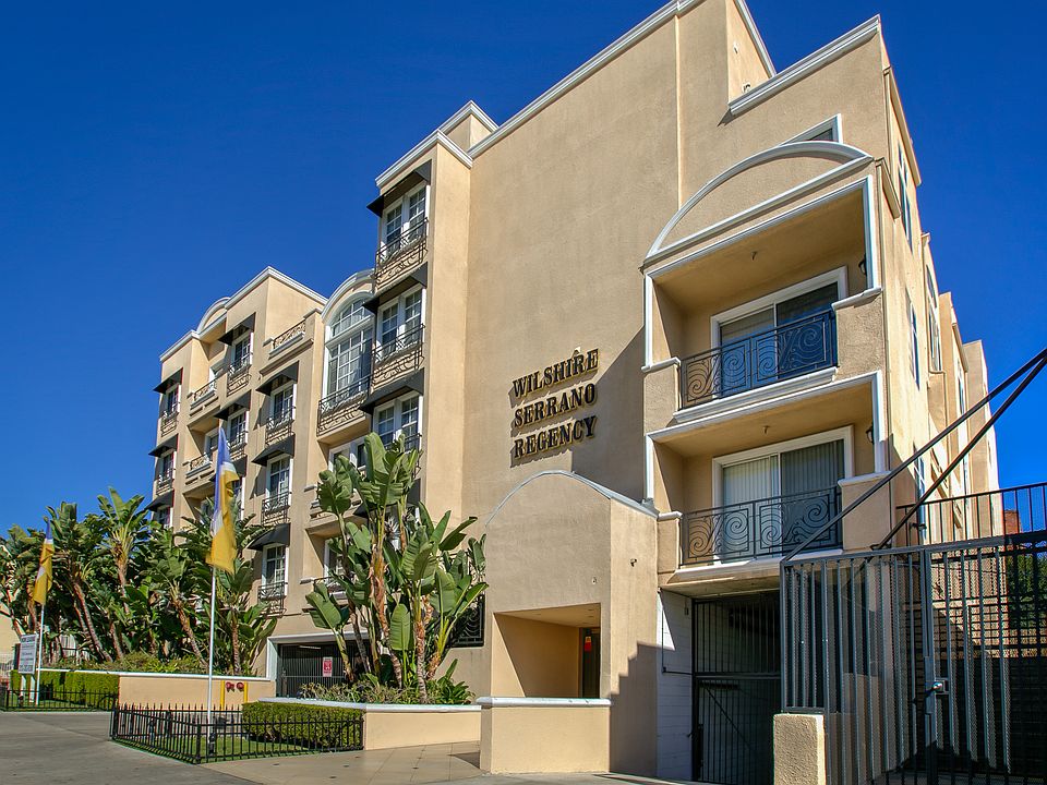2nd image of 550 S Serrano Ave #310