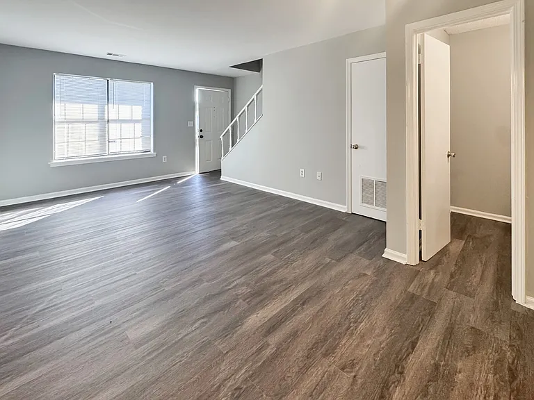 3767 Oakwood Hills Dr #C — Photo 7