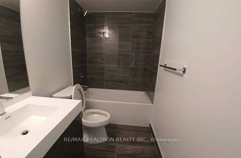 251 Jarvis St #4013 — Photo 7