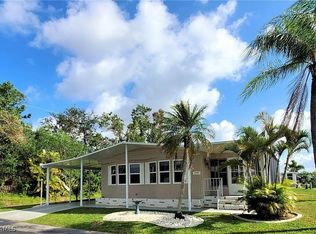 799 Roses Ln, North Fort Myers, FL 33917