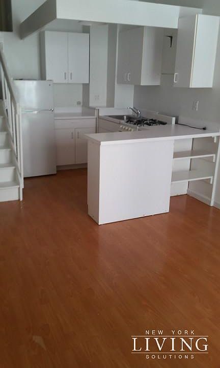 1st image of 33 Gold St APT L5