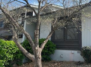 16 Estes Dr, Bella Vista, AR 72715