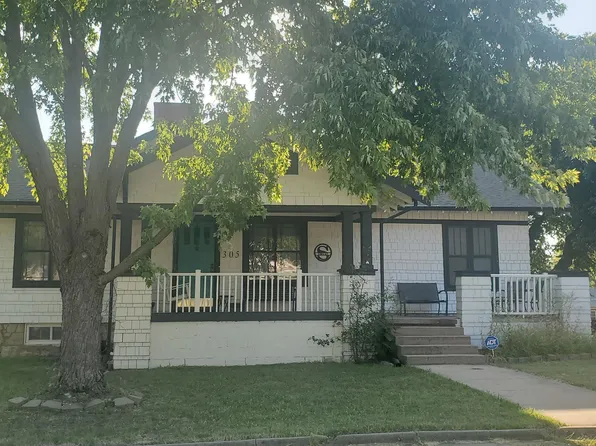 305 S Broadway, Herington, KS 67449