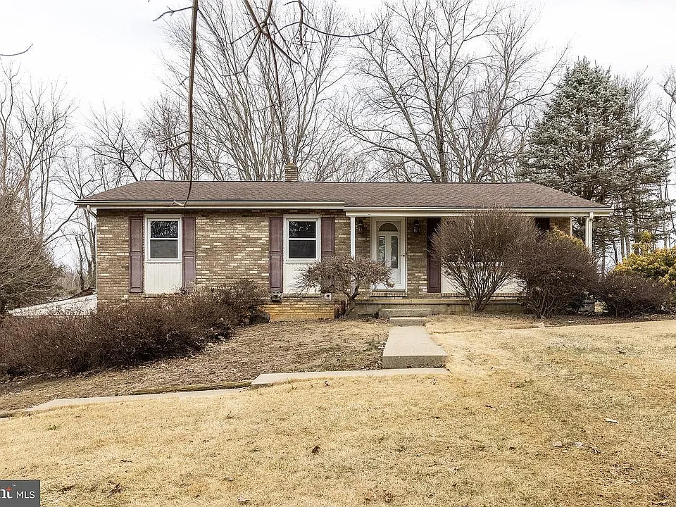 371 Garman Dr