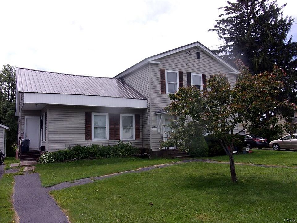 2nd image of 3066 Mechanic St