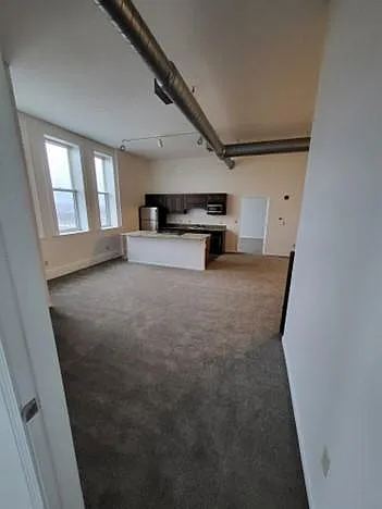 Floor plan 64