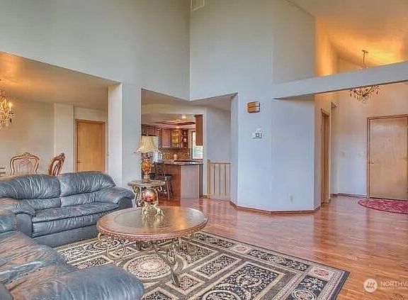 5th image of 9502 S 200th Street