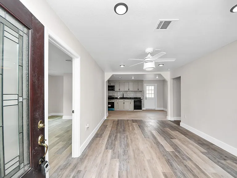 5903 Belneath St #A — Photo 4