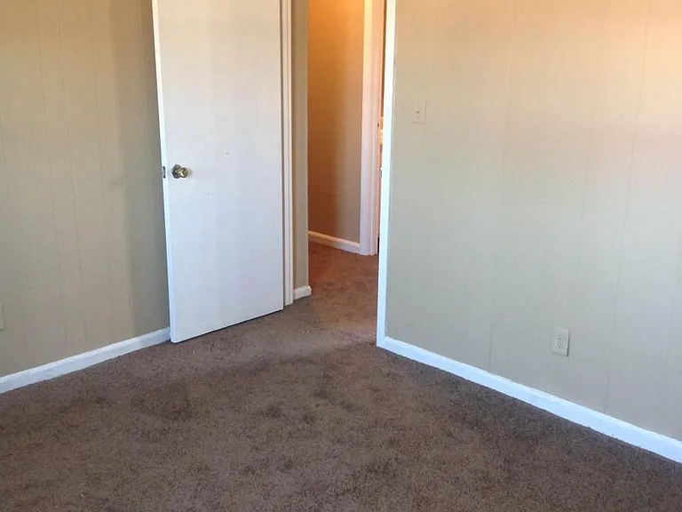 1820 E Johnson Ave — Photo 5