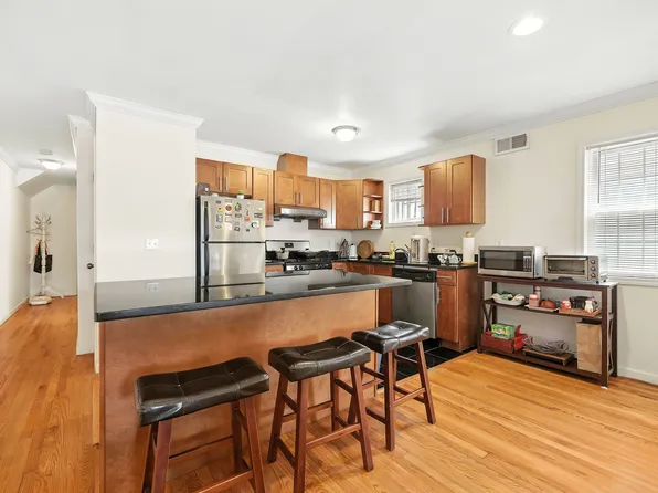 42-19 214th Place image 9 of 44