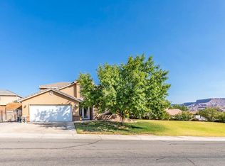 4 W 1060 N, Hurricane, UT 84737