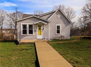 904 Monroe St, Park Hills, MO 63601