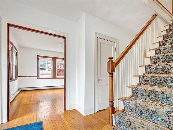 4th image of 37 Loring Rd