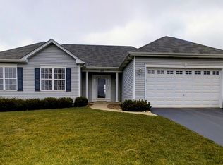 2225 Roaring Creek Dr, Aurora, IL 60503