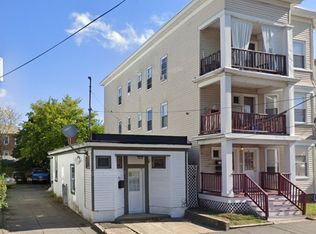 99 1/2 Blaisdell St, Haverhill, MA 01832