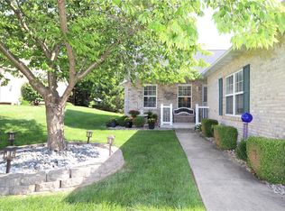 14 Arbor Ln, Glen Carbon, IL 62034